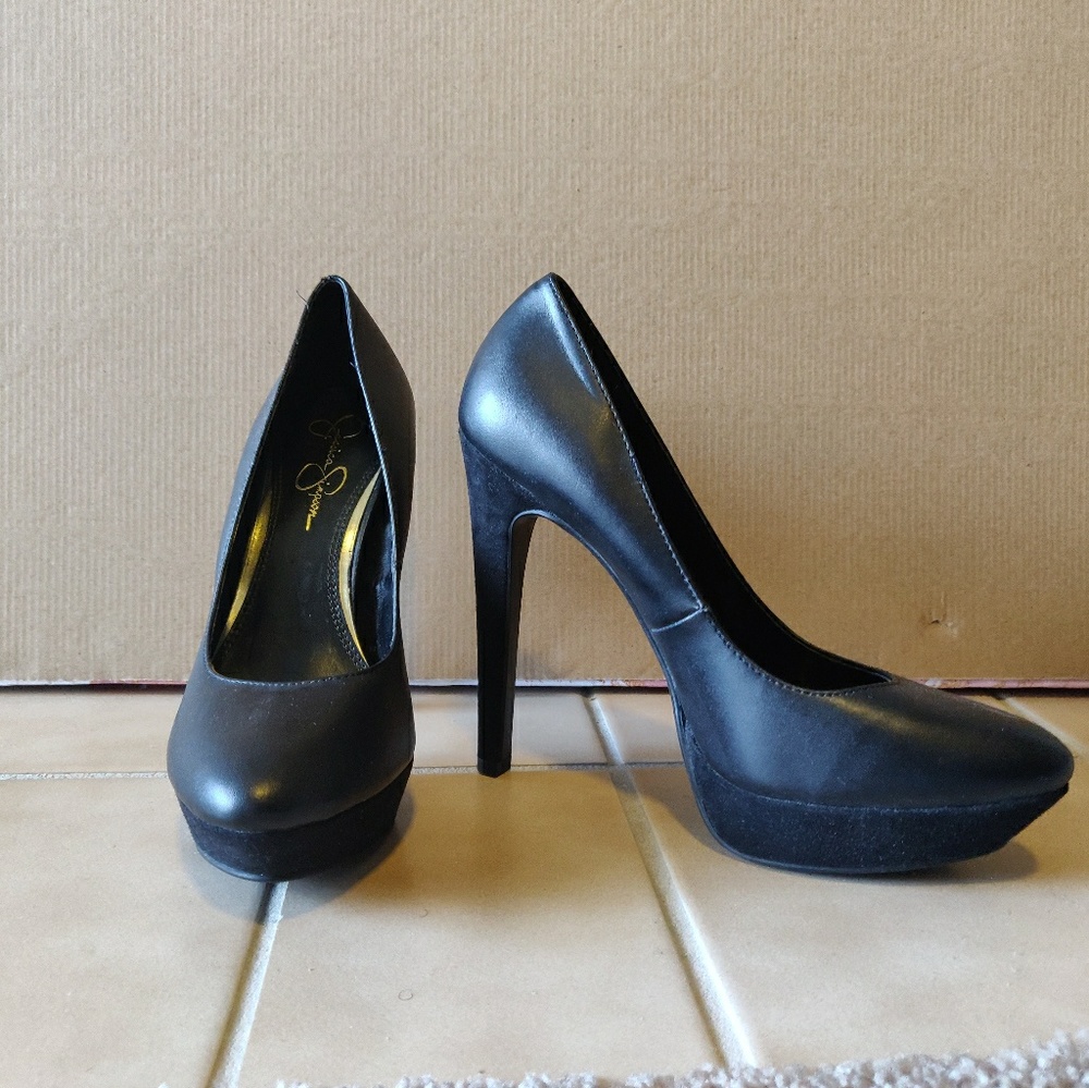 Jessica Simpson Pumps